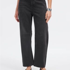 Madewell The Darted Barrel-Leg Jean